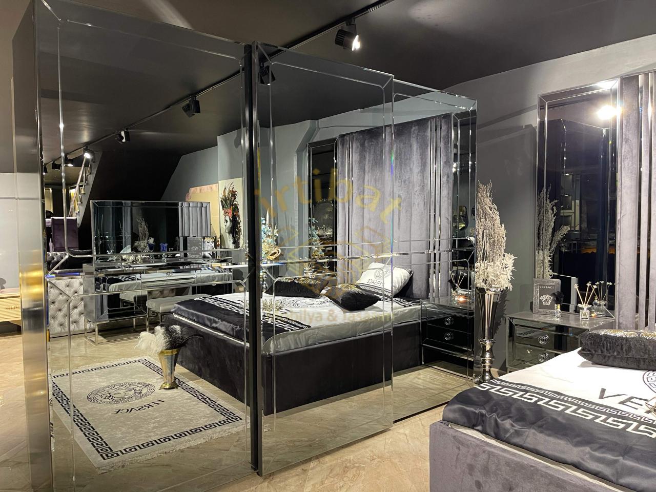 KAREN AYNALI YATAK TAKIMI