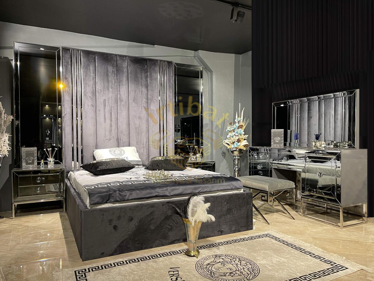 KAREN AYNALI YATAK TAKIMI